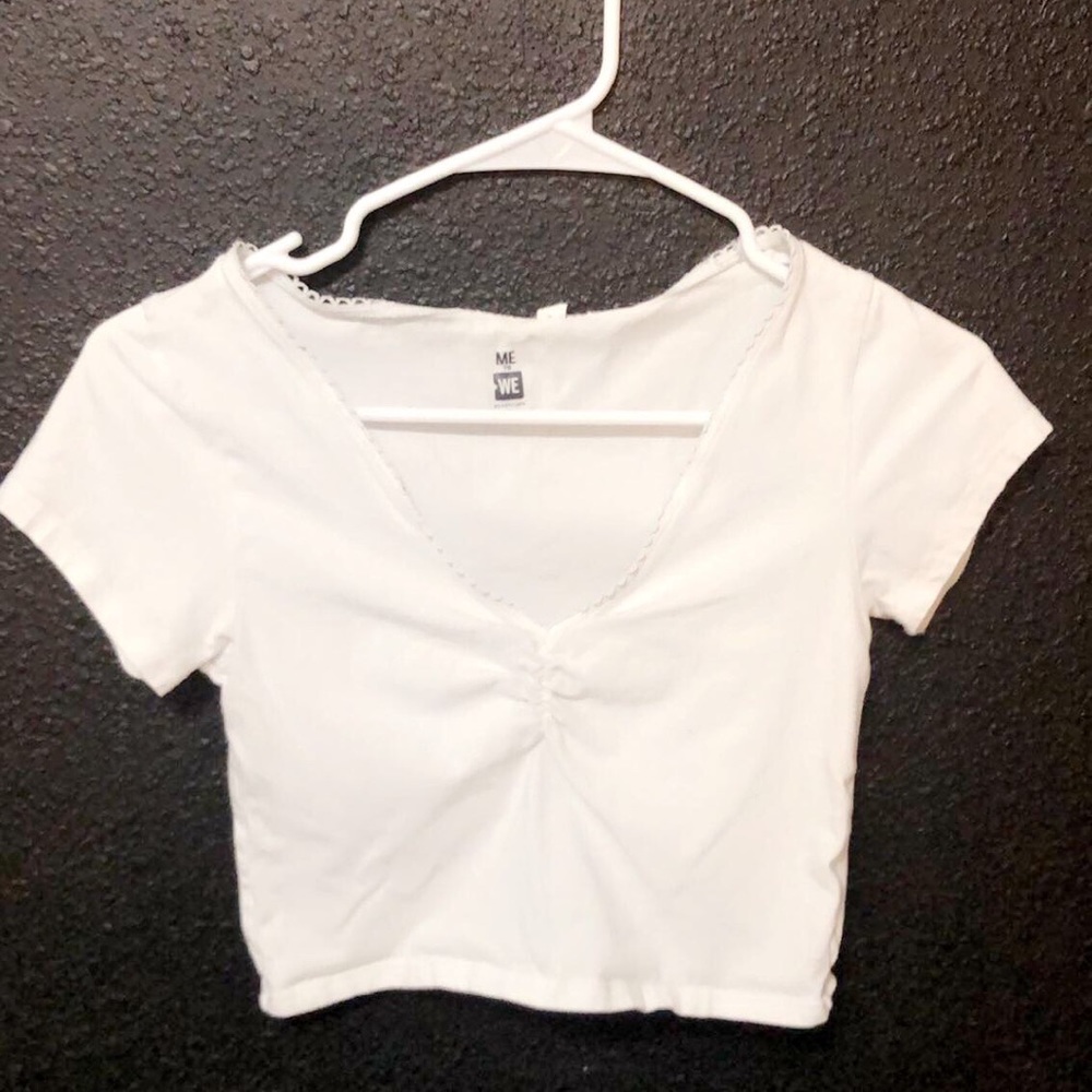 white crop top size small